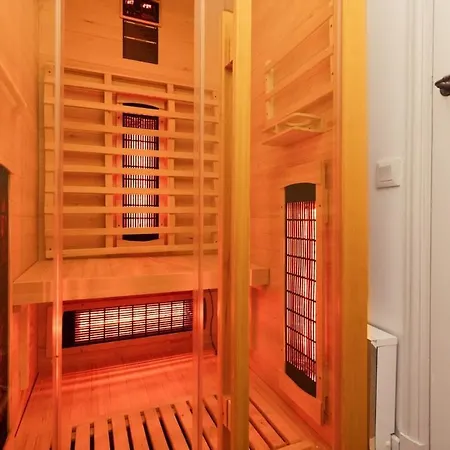 L'instant Voltaire カルカソンヌ