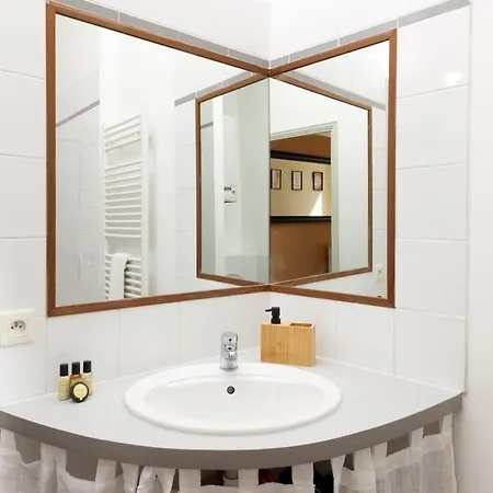 アパート L'instant Voltaire カルカソンヌ