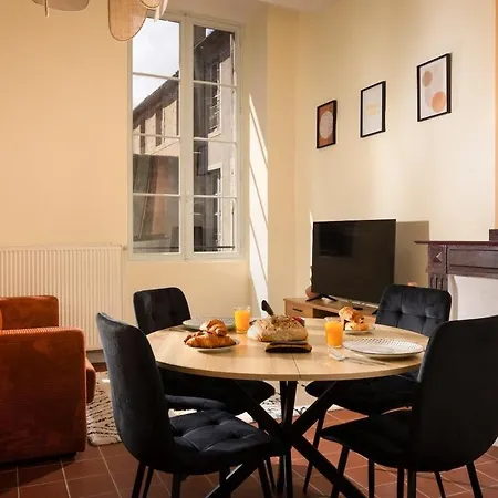 Apartment L'instant Voltaire *